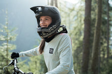 Cargar imagen en el visor de la galería, ION MTB Helmet Fullface Scrub Amp 2024