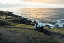 Carica l'immagine nel visualizzatore di Gallery, ION Tee LS Scrub AMP WMS 2021