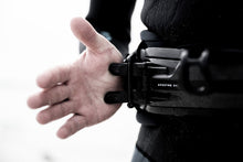 Carica l'immagine nel visualizzatore di Gallery, action_shot