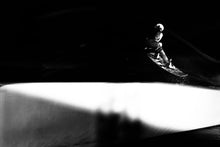 Lade das Bild in den Galerie-Viewer, action_shot