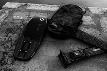 Load image into Gallery viewer, action_shot