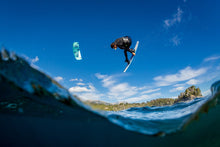 Carica l'immagine nel visualizzatore di Gallery, Duotone Gambler 2024