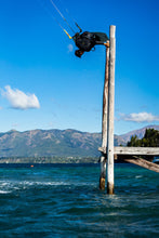 Carica l'immagine nel visualizzatore di Gallery, Duotone Gambler 2024