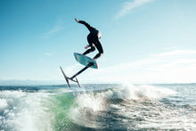 Lade das Bild in den Galerie-Viewer, action_shot