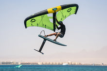 Lade das Bild in den Galerie-Viewer, action_shot