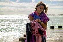 Cargar imagen en el visor de la galería, ION Poncho Select Women 2024