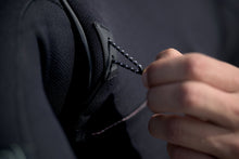Load image into Gallery viewer, ION Men Wetsuit Seek Amp 5/4 Front Zip 2024