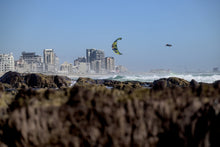 Load image into Gallery viewer, ION Men Wetsuit Element 2/2 Shorty Longsleeve Back Zip 2023