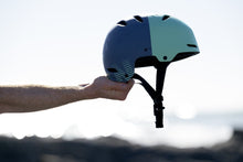 Carica l'immagine nel visualizzatore di Gallery, ION Slash Amp Helmet 2024