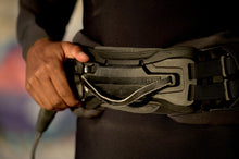 Carica l'immagine nel visualizzatore di Gallery, ION Kite Spectre Slider Spreader Bar 2024