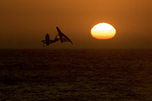 Carica l'immagine nel visualizzatore di Gallery, ION Slash Amp Helmet 2024