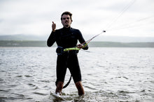 Lade das Bild in den Galerie-Viewer, Handle Pass Leash Comp