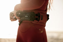 Lade das Bild in den Galerie-Viewer, action_shot