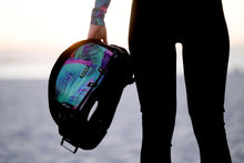 Carica l'immagine nel visualizzatore di Gallery, action_shot