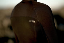 Lade das Bild in den Galerie-Viewer, action_shot