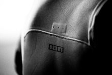 Load image into Gallery viewer, action_shot