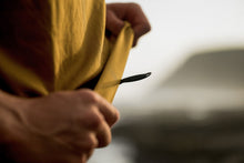 Lade das Bild in den Galerie-Viewer, action_shot