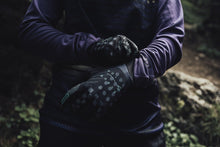 Load image into Gallery viewer, ION MTB Gloves Scrub Unisex 2023