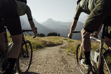 Lade das Bild in den Galerie-Viewer, Gravel Shorts VNTR Amp Herren