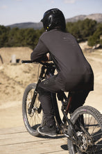 Lade das Bild in den Galerie-Viewer, MTB Pants Scrub Amp BAT Unisex