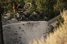 Load image into Gallery viewer, ION MTB Jersey Scrub Amp BAT Short-Sleeve Men 2024