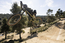 Load image into Gallery viewer, ION MTB Knee Pads K-Pact Amp HD Unisex 2024