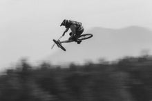 Charger l'image dans la galerie, action_shot