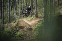 Lade das Bild in den Galerie-Viewer, MTB Hose Tech Logo Herren