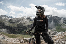 Carica l'immagine nel visualizzatore di Gallery, Pantaloncini MTB Scrub Amp BAT Donna