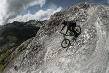 Lade das Bild in den Galerie-Viewer, Shelter BAT langarm MTB Outerwear