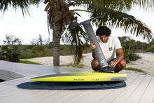 Load image into Gallery viewer, Duotone Mast Aero Mid QM SLS 2024