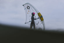 Carica l'immagine nel visualizzatore di Gallery, action_shot