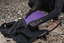 Carica l'immagine nel visualizzatore di Gallery, action_shot