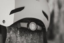 Carica l'immagine nel visualizzatore di Gallery, action_shot