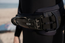 Load image into Gallery viewer, action_shot