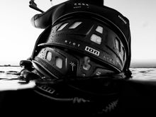 Carica l'immagine nel visualizzatore di Gallery, action_shot