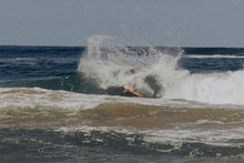 Carica l'immagine nel visualizzatore di Gallery, action_shot