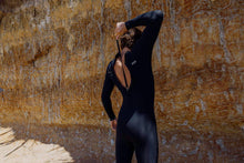 Carica l'immagine nel visualizzatore di Gallery, action_shot