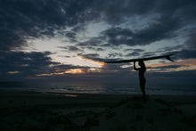 Carica l'immagine nel visualizzatore di Gallery, ION Women Wetsuit Element 5/4 Front Zip 2023