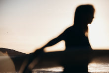 Lade das Bild in den Galerie-Viewer, Damen Neoprenanzug Amaze Core 2/2 Shorty Kurzarm Back Zip