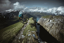 Carica l'immagine nel visualizzatore di Gallery, ION Tee LS Scrub AMP 2021