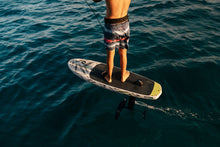 Lade das Bild in den Galerie-Viewer, action_shot