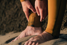 Carica l'immagine nel visualizzatore di Gallery, action_shot