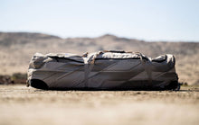 Lade das Bild in den Galerie-Viewer, action_shot