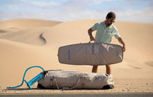 Carica l'immagine nel visualizzatore di Gallery, action_shot