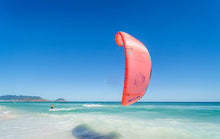 Lade das Bild in den Galerie-Viewer, action_shot