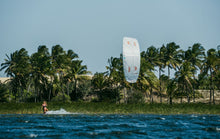 Lade das Bild in den Galerie-Viewer, action_shot