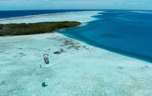 Lade das Bild in den Galerie-Viewer, action_shot