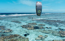 Lade das Bild in den Galerie-Viewer, action_shot