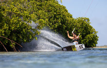 Lade das Bild in den Galerie-Viewer, action_shot